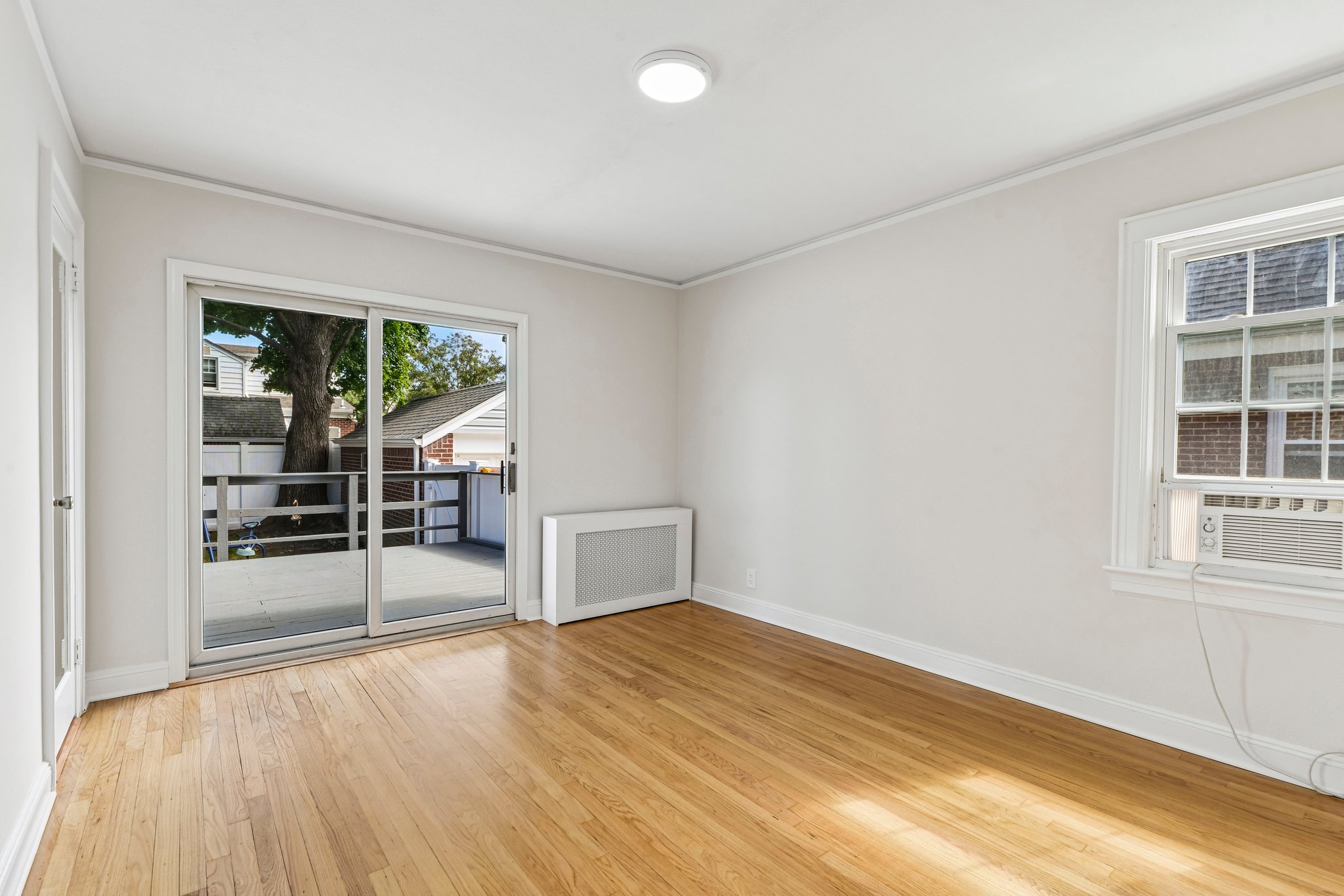 22-web-or-mls-Paul Ave-S1909-020