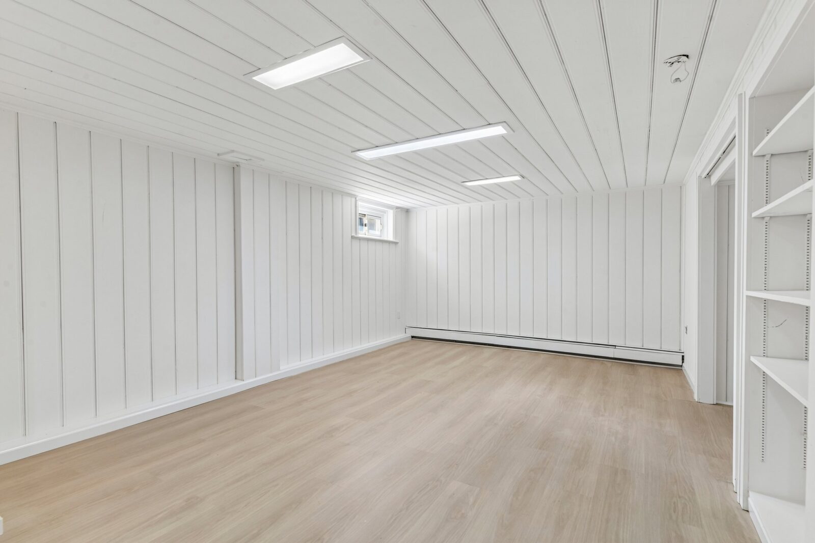 30-web-or-mls-Paul Ave-S1909-028