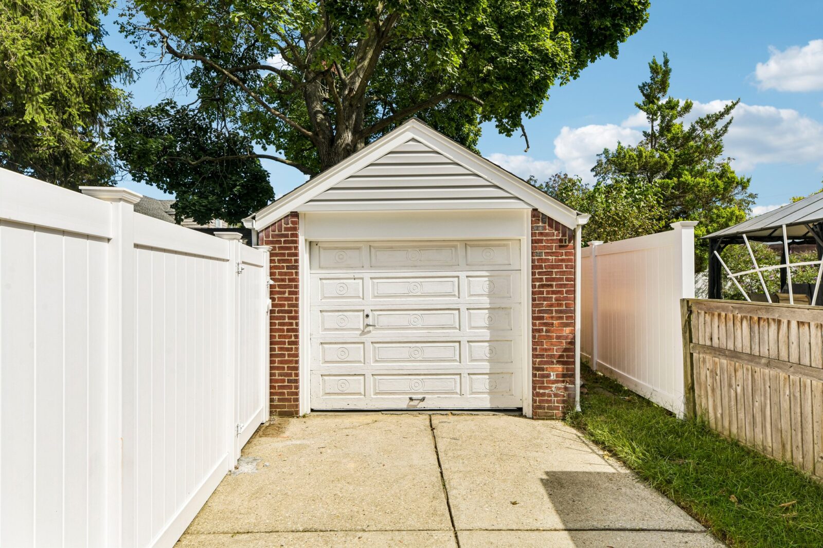38-web-or-mls-Paul Ave-S1909-036